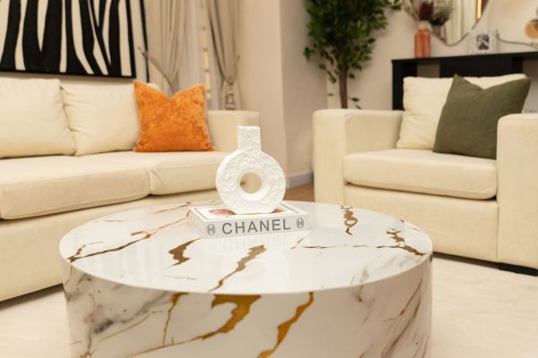 Top 5 tables basses rondes pour allier confort et style